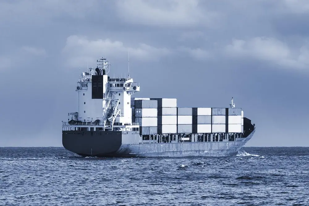 LEXASOF SHIPPING , Υπηρεσίες ναυλομεσιτείας & στελέχωσης πληρωμάτων