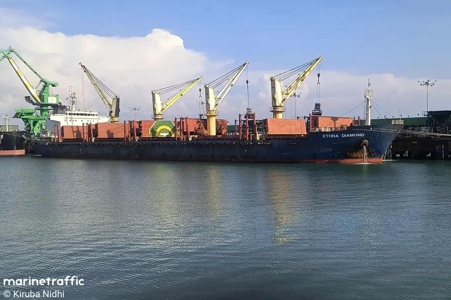 MV ETHRA DIAMOND – 32K/10